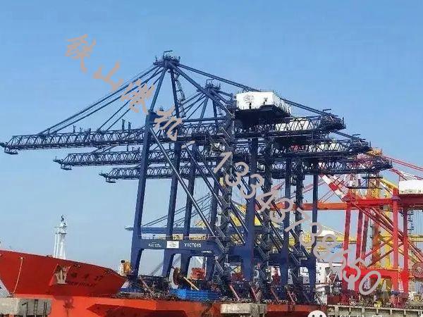 湖南衡陽岸橋廠家岸橋工作起來效率高，節(jié)省空間